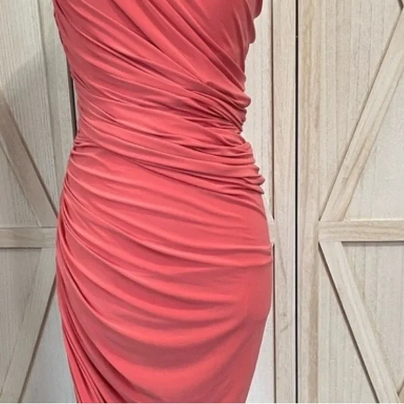 NORMA KAMALI DIANA RUCHED ONE-SHOULDER DRESS    NWOT - Picture 10 of 14